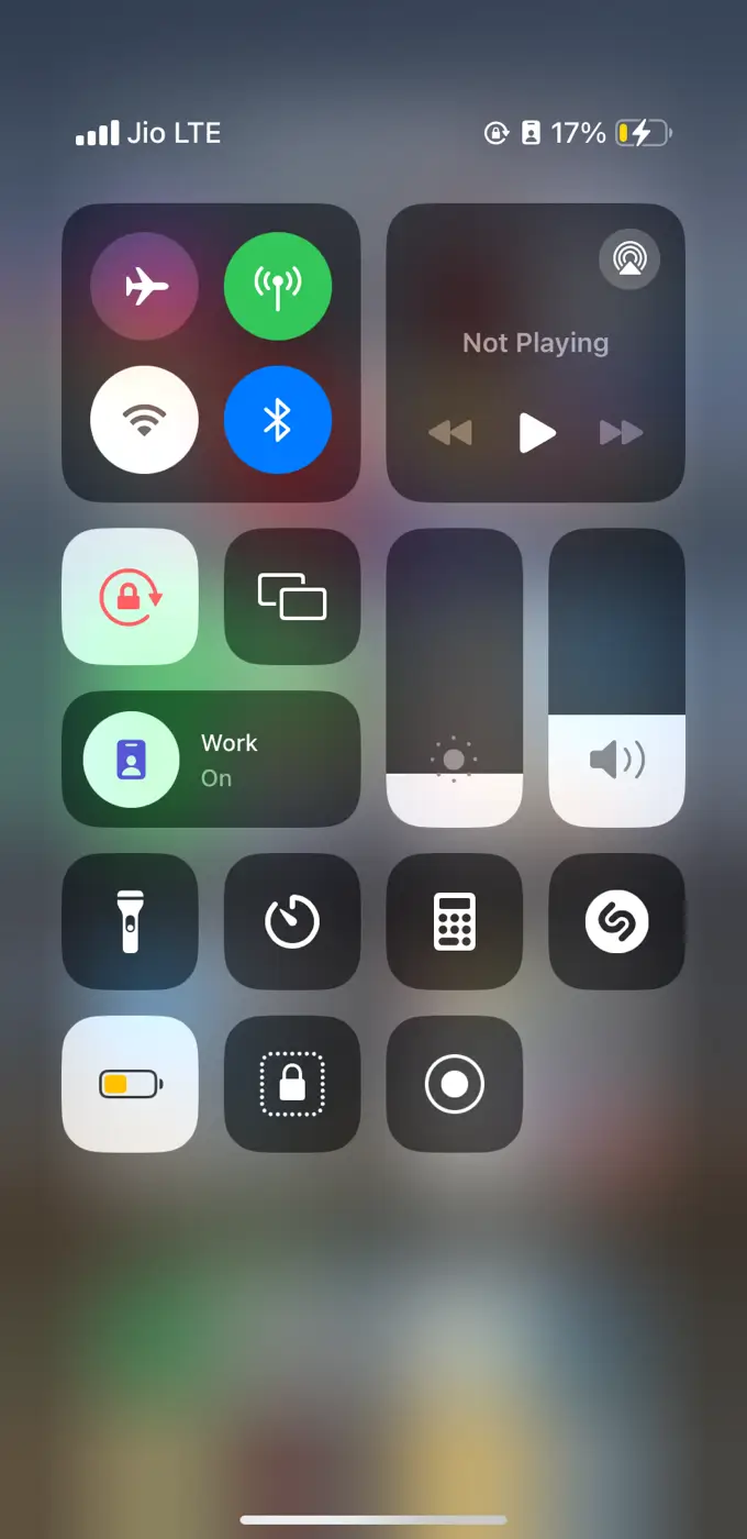 Activate screen recording on iPhone